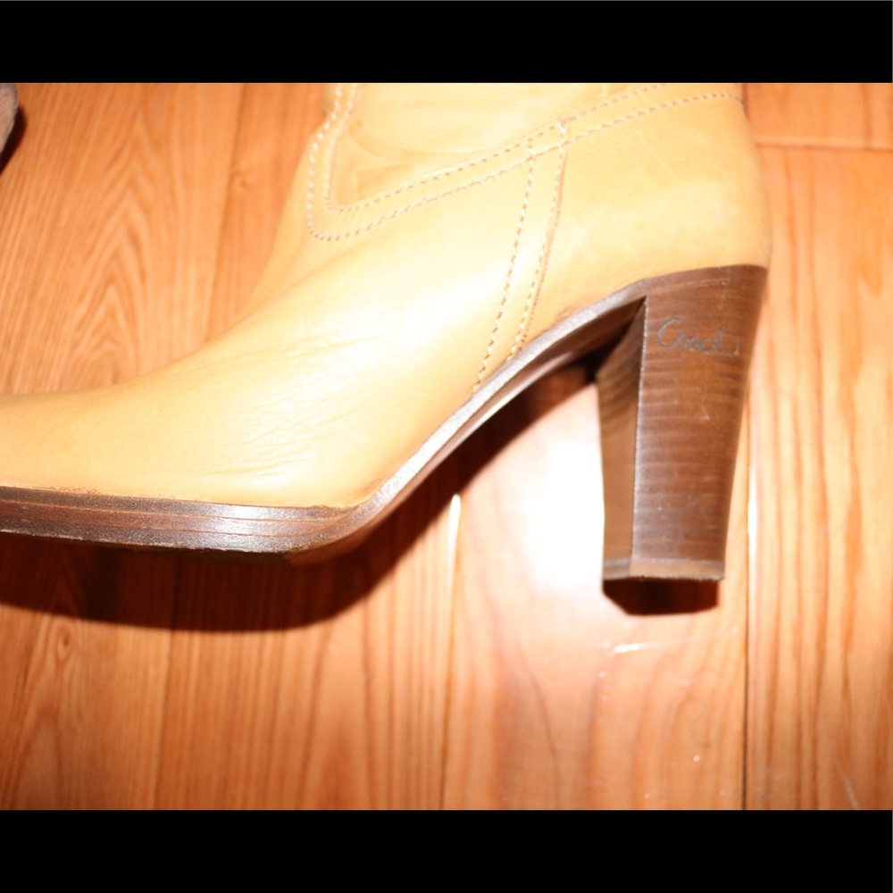 Coach embossed tall leather boots - Picture 4 of 8